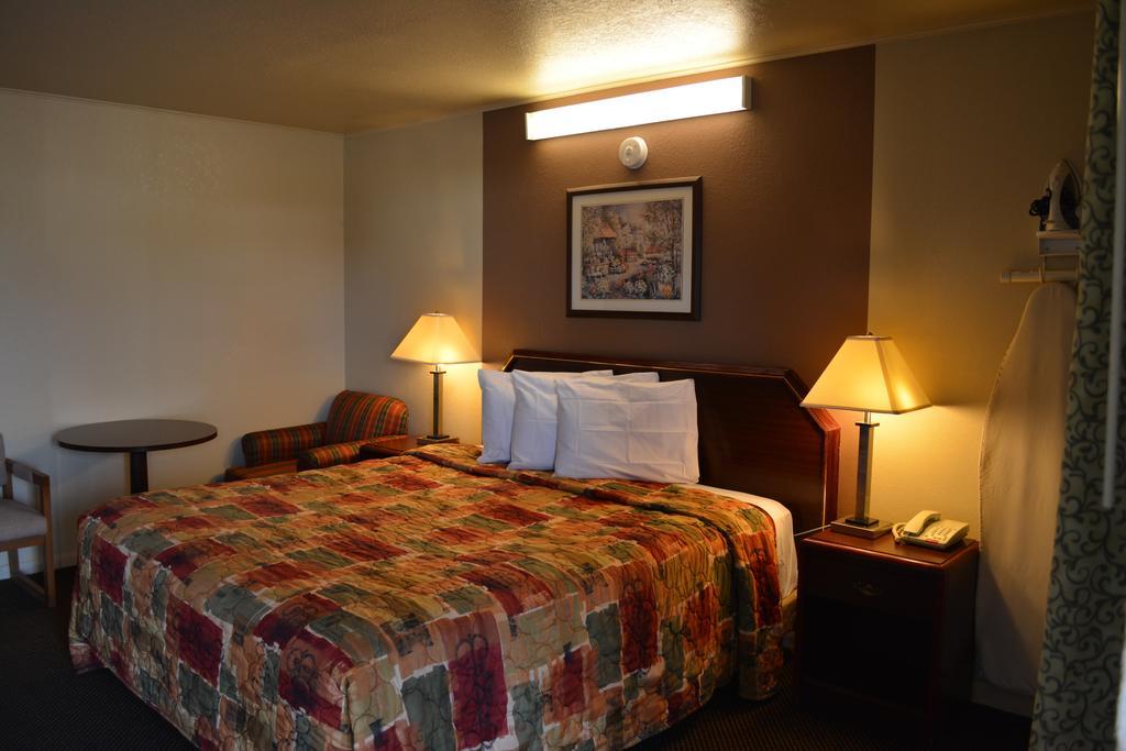 ג'אנקשן סיטי Great Western Inn מראה חיצוני תמונה
